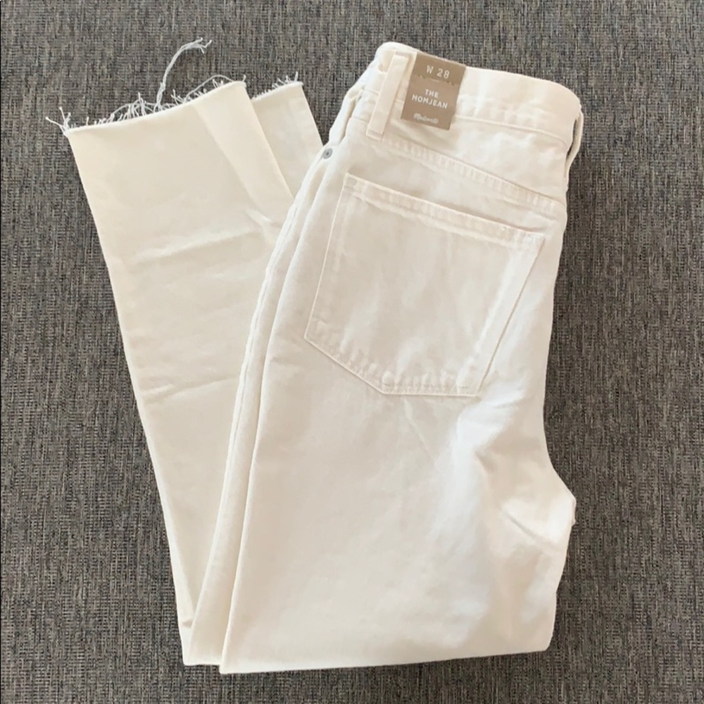 Maxwell The Momjean in Tile White
